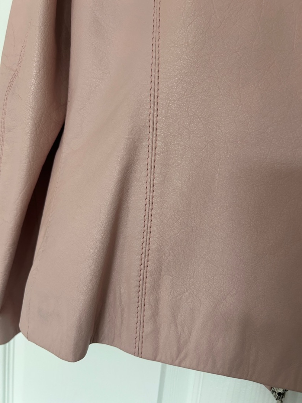 Women’s Dusty Pink Leather Jacket - Picture 4 of 4